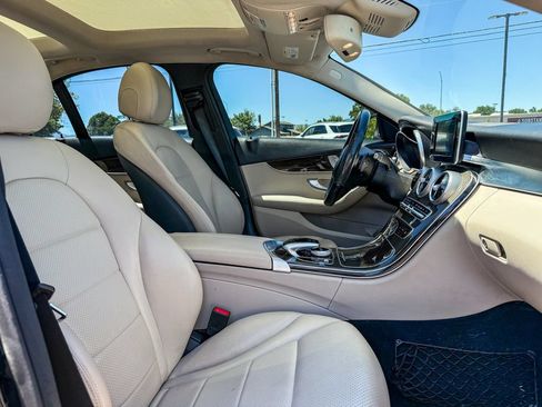 Used 2016 Mercedes-Benz C 300 4MATIC Sedan image 16