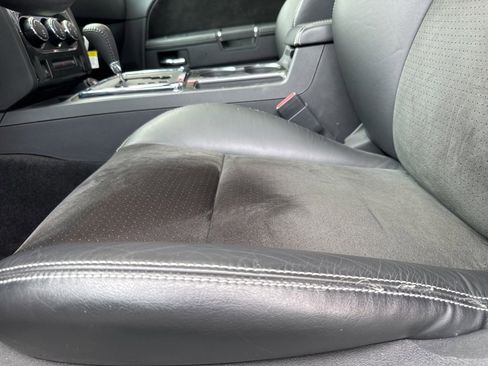 Used 2008 Dodge Challenger SRT8 image 27