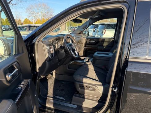 Used 2020 GMC Sierra 1500 Elevation w/ Elevation Value Package image 11