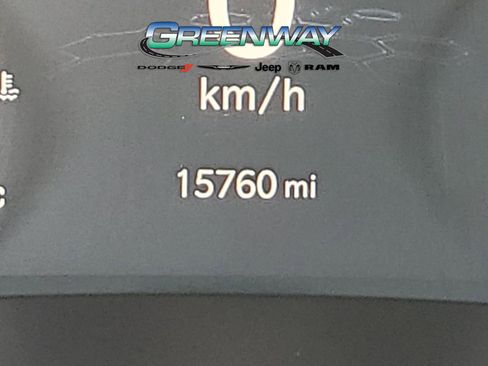 Used 2024 Jeep Compass Latitude image 28