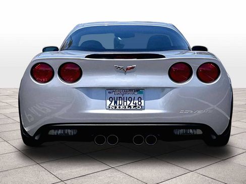 Used 2007 Chevrolet Corvette Z06 w/ Preferred Equipment Group RWD image 7
