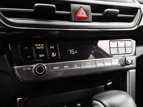 Used 2024 Kia Seltos S image 16