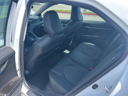 Used 2024 Toyota Camry SE image 7