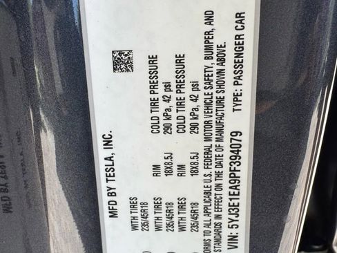 Used 2023 Tesla Model 3 Standard Range image 42