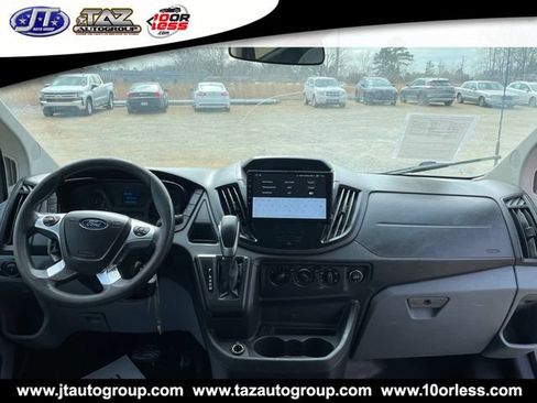 Used 2018 Ford Transit 150 XL RWD image 16