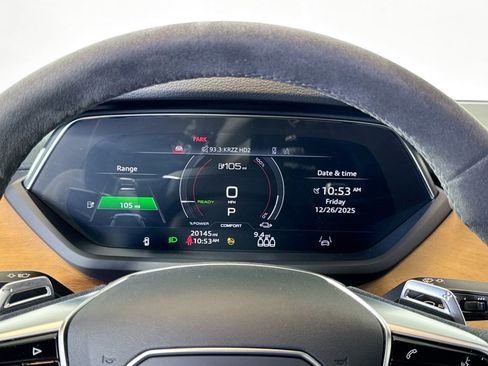 Used 2023 Audi e-tron GT Prestige w/ Prestige Package image 12