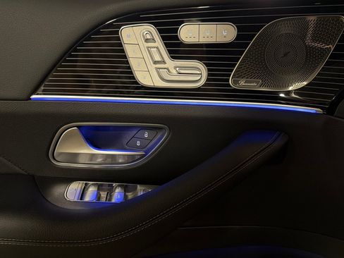 New 2026 Mercedes-Benz GLS 450 4MATIC image 10