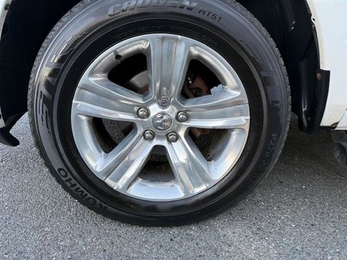 Used 2018 RAM 1500 Sport image 9