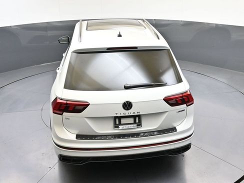 Used 2024 Volkswagen Tiguan SE R-Line image 40