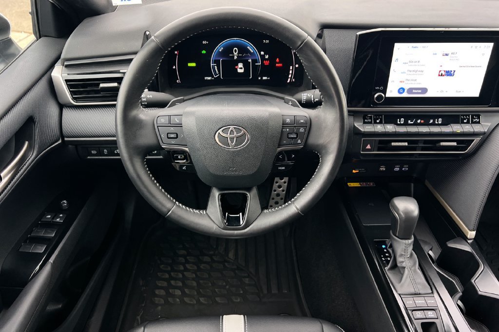 Certified 2025 Toyota Camry SE w/ Convenience Package FWD image 17