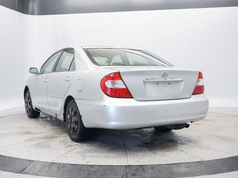 Used 2003 Toyota Camry LE image 6