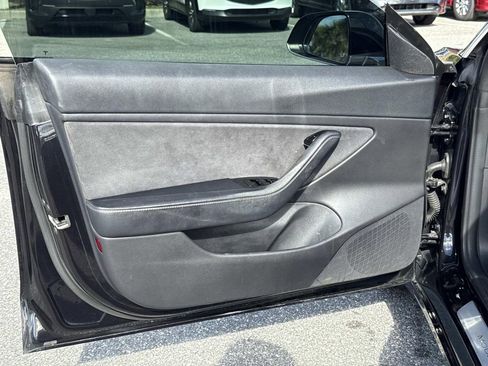 Used 2018 Tesla Model 3 Long Range image 21