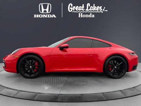 Used 2020 Porsche 911 Carrera S w/ Premium Package RWD image 3