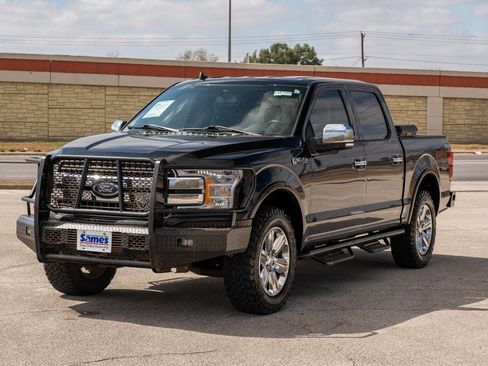 Used 2020 Ford F150 Lariat image 3