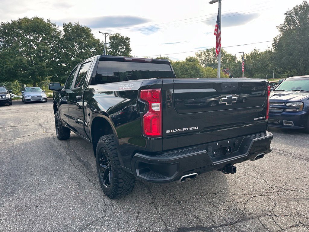 Used 2021 Chevrolet Silverado 1500 Custom Trail Boss w/ Safety Confidence Package AWD/4WD image 3