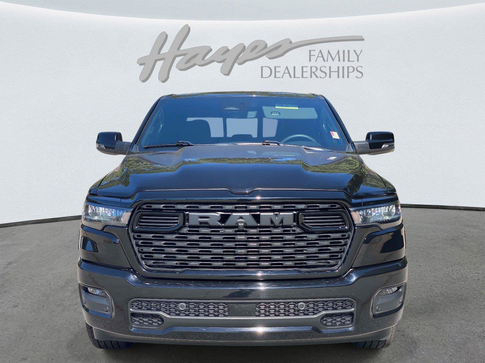 Used 2025 RAM 1500 Big Horn AWD/4WD image 11