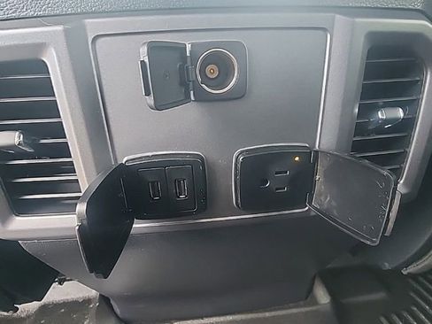 Used 2020 Ford F150 XLT w/ Equipment Group 302A Luxury AWD/4WD image 19