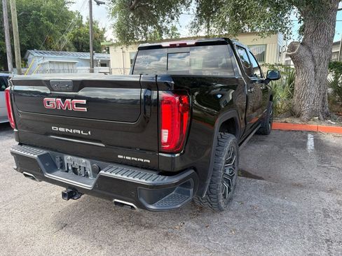 Used 2019 GMC Sierra 1500 Denali w/ Denali Ultimate Package AWD/4WD image 10