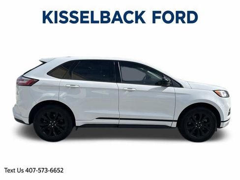 Used 2023 Ford Edge SE w/ Black Appearance Package AWD/4WD image 2