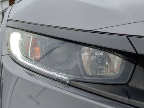 Used 2019 Honda Civic EX image 10