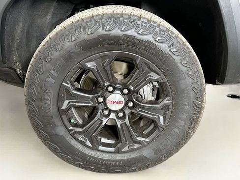 Used 2023 GMC Canyon Elevation w/ LPO, Off Road Lift Package image 8