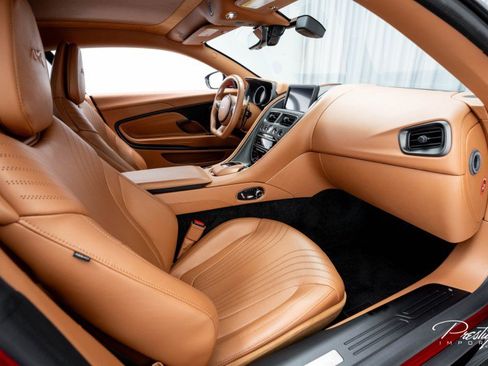 Used 2020 Aston Martin DB11 AMR image 45