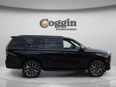 Used 2024 Cadillac Escalade Sport RWD image 6