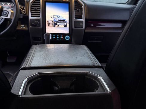 Used 2015 Ford F150 Platinum w/ Equipment Group 701A Luxury image 24