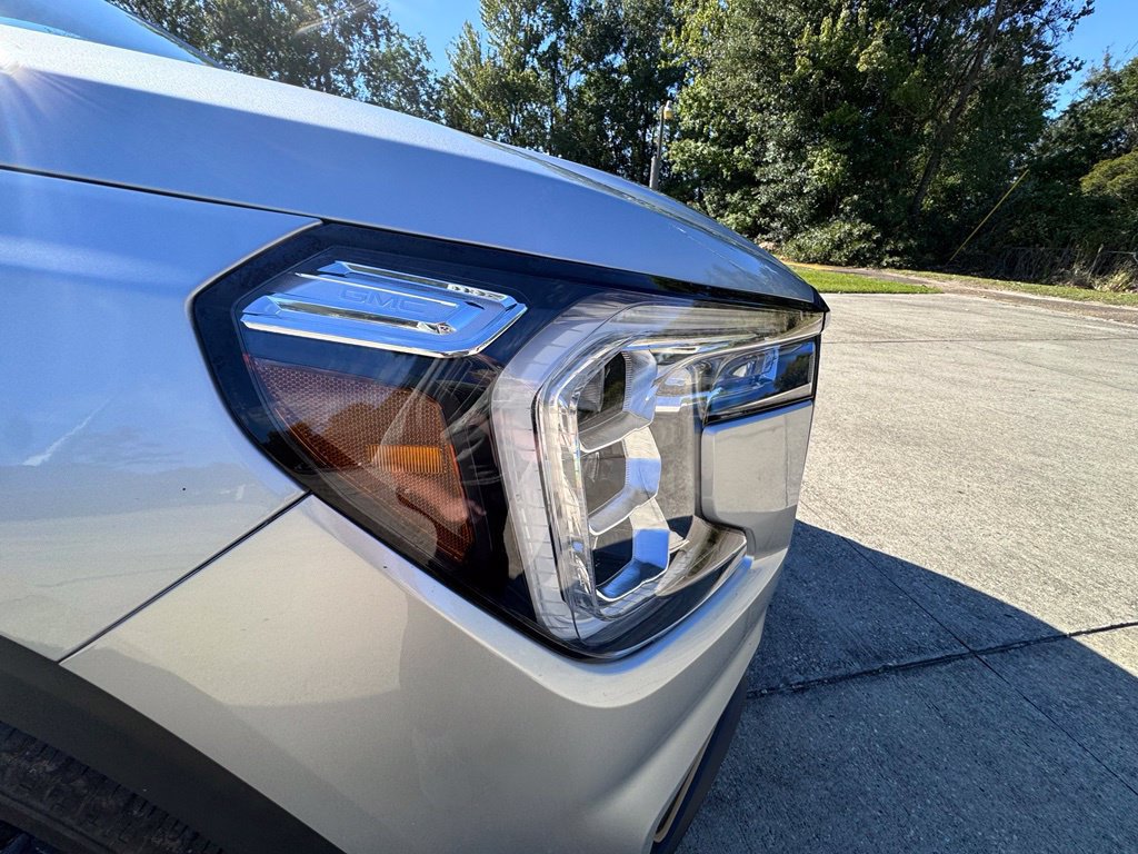 Used 2022 GMC Terrain SLE w/ Driver Convenience Package FWD image 27