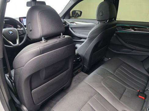 Used 2021 BMW 540i w/ Convenience Package image 15