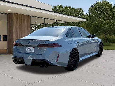 Used 2025 BMW M5 w/ Executive Package AWD/4WD image 9