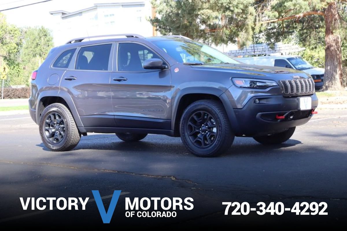 Used 2020 Jeep Cherokee Trailhawk w/ Technology Group AWD/4WD image 1