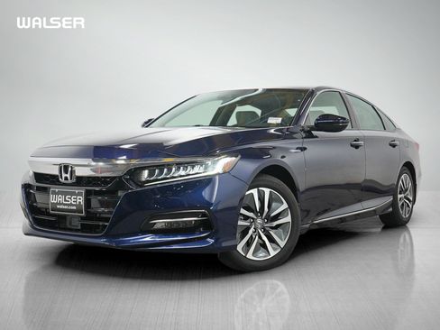 Used 2020 Honda Accord Touring image 1