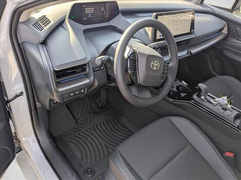 New 2026 Toyota Prius Limited image 3