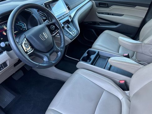 Used 2019 Honda Odyssey EX-L image 3