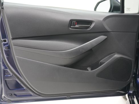 Used 2023 Toyota Corolla LE FWD image 14