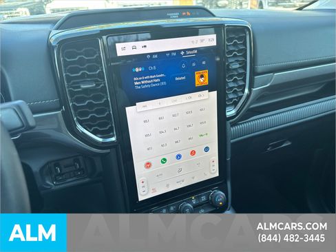 Used 2024 Ford Ranger Lariat w/ FX4 Off-Road Package image 32