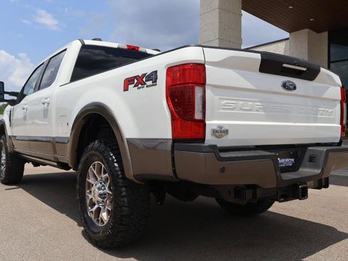 Used 2022 Ford F250 King Ranch w/ King Ranch Ultimate Package AWD/4WD image 3