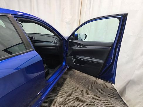 Used 2019 Honda Civic Sport image 32