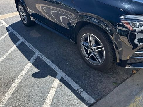 Used 2020 Mercedes-Benz GLE 350 4MATIC image 2