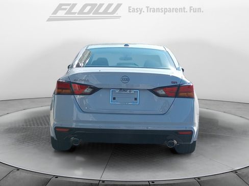 New 2025 Nissan Altima 2.5 SR image 6