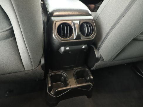 Certified 2024 Jeep Wrangler Sport S image 23