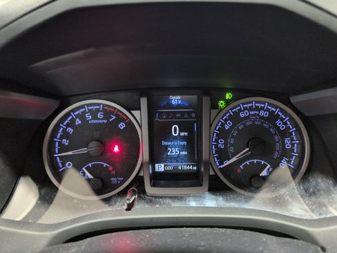 Used 2023 Toyota Tacoma SR5 image 25