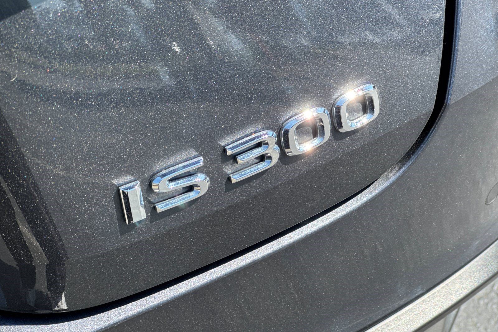 Certified 2022 Lexus IS 300 w/ Premium Package RWD image 38