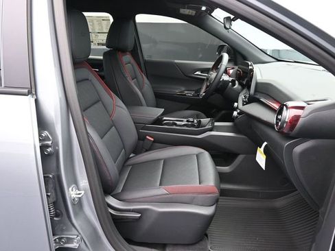 New 2026 Chevrolet Equinox RS FWD image 40