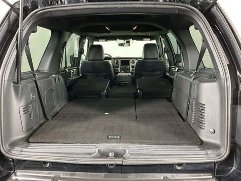 Used 2017 Ford Expedition Limited w/ Equipment Group 301A AWD/4WD image 34