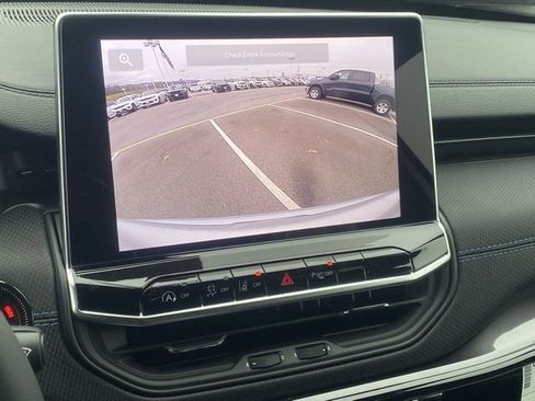 New 2026 Jeep Compass Limited image 3