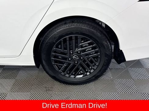 Used 2026 Nissan Sentra SV w/ Floor Mat Package FWD image 4