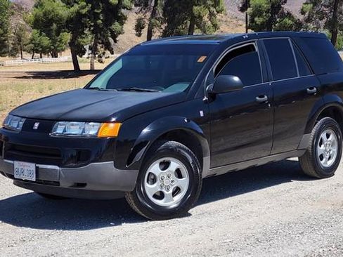 Used 2003 Saturn Vue 2WD image 2
