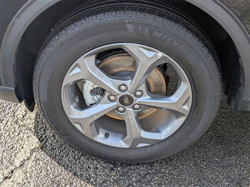 Used 2025 Ford Escape ST-Line image 13